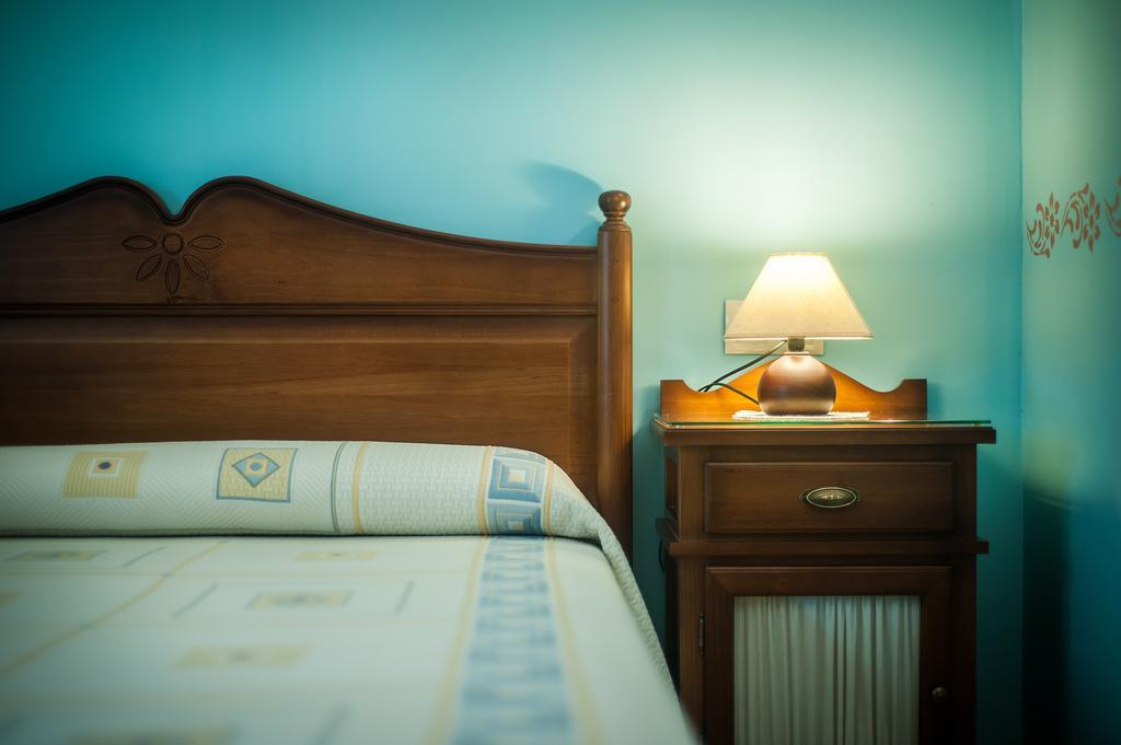 Apartamentos El Pradon De Santa Marina Parres de Llanes Δωμάτιο φωτογραφία
