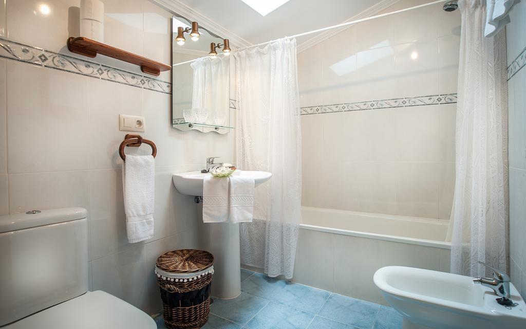 Apartamentos El Pradon De Santa Marina Parres de Llanes Δωμάτιο φωτογραφία
